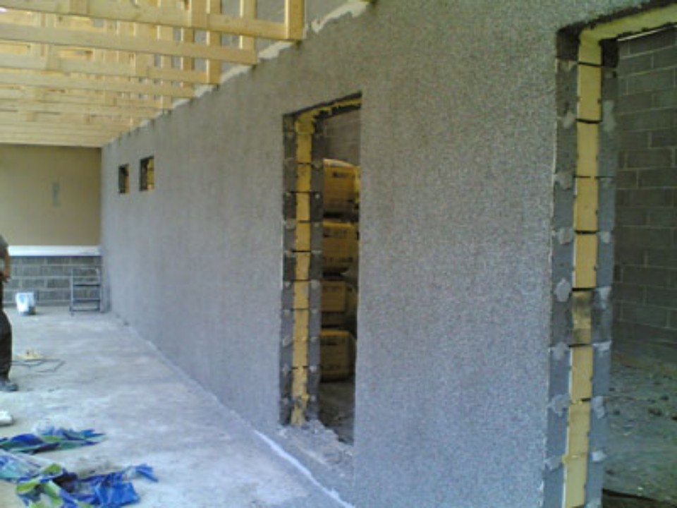 Talon rakentaminen Pirkanmaalla.